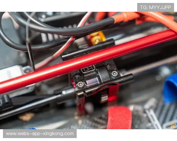 羽毛球连击扣杀，速度堪比机关枪——突破你的极限反应