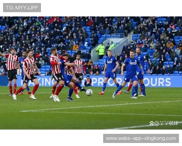 卡迪夫城防线协作紧密