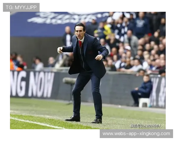 巴黎整场压制对手，扎伊尔-埃梅里的盘带极具侵略性